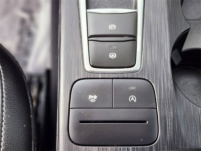 Certified 2022 Ford Escape SEL w/ Technology Package image 25