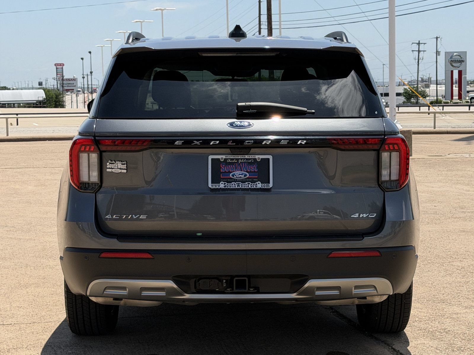 Certified 2025 Ford Explorer Active w/ Active Comfort Package AWD/4WD image 5