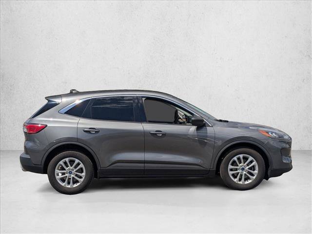 Certified 2022 Ford Escape SE w/ Convenience Package FWD image 4