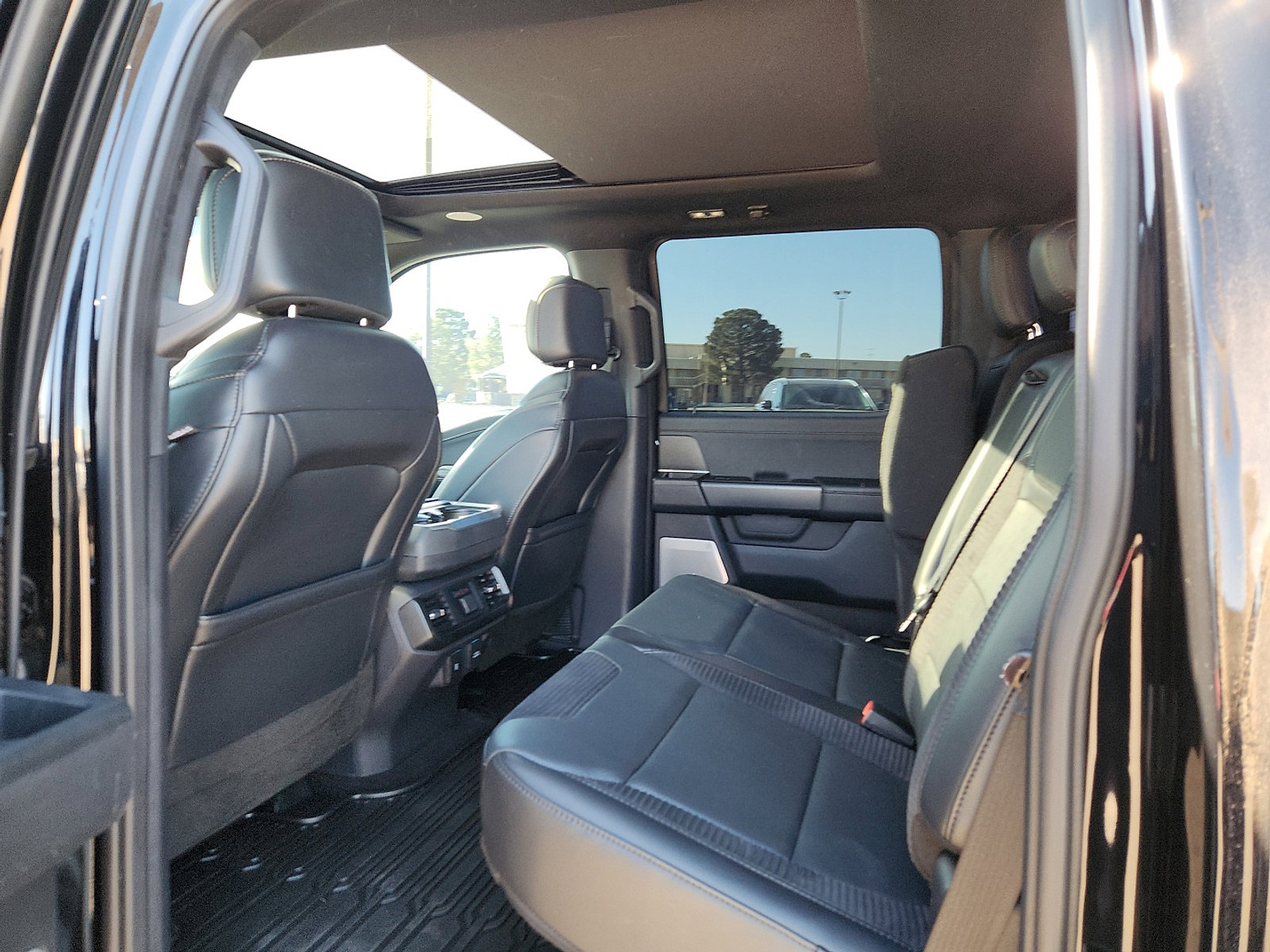 Certified 2023 Ford F150 Raptor w/ Raptor Carbon Fiber Package image 9