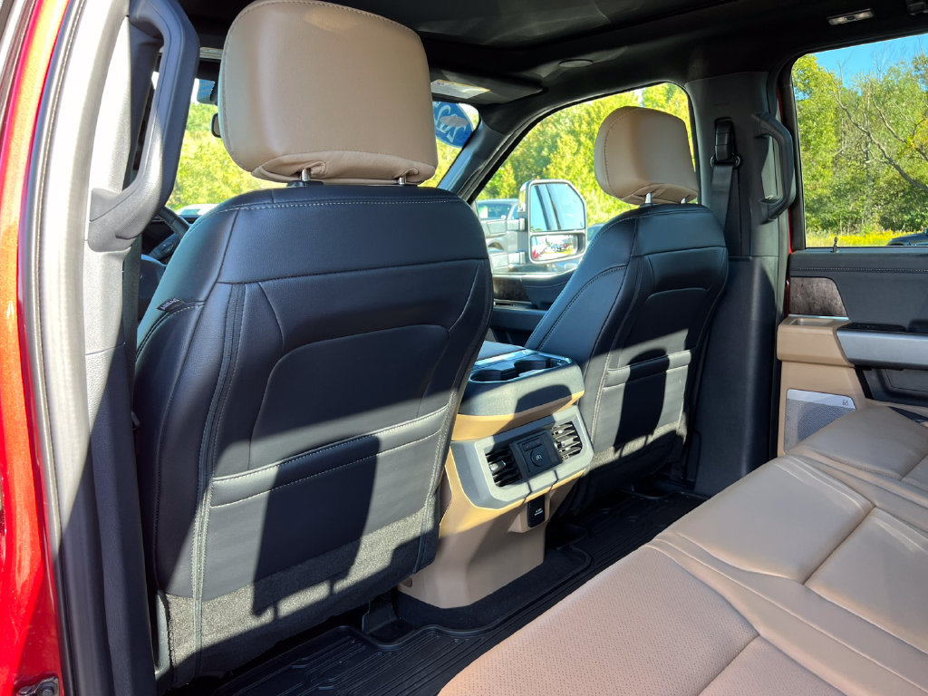 Certified 2025 Ford F250 Lariat w/ Lariat Ultimate Package AWD/4WD image 44