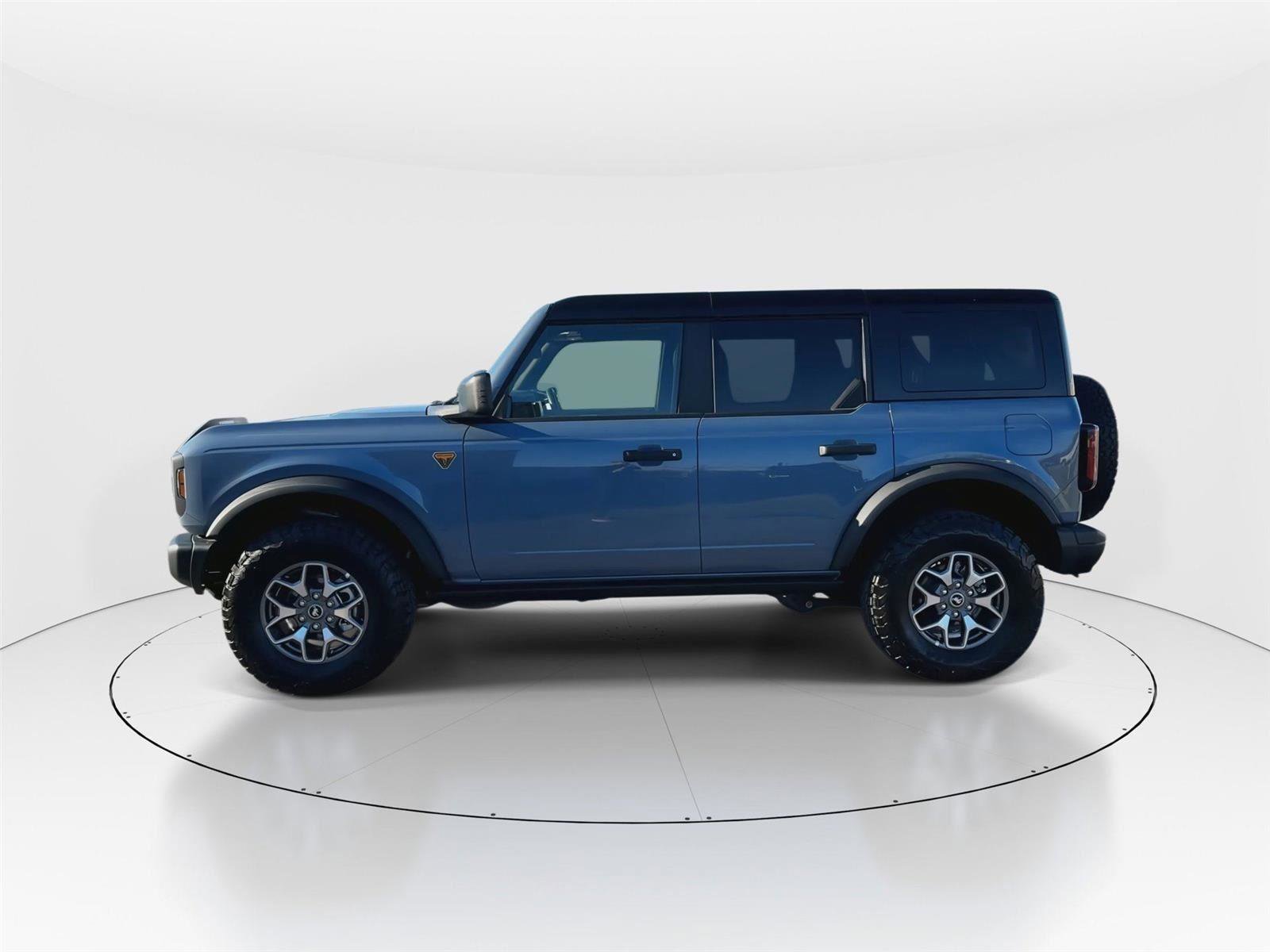 Certified 2025 Ford Bronco Badlands AWD/4WD image 5