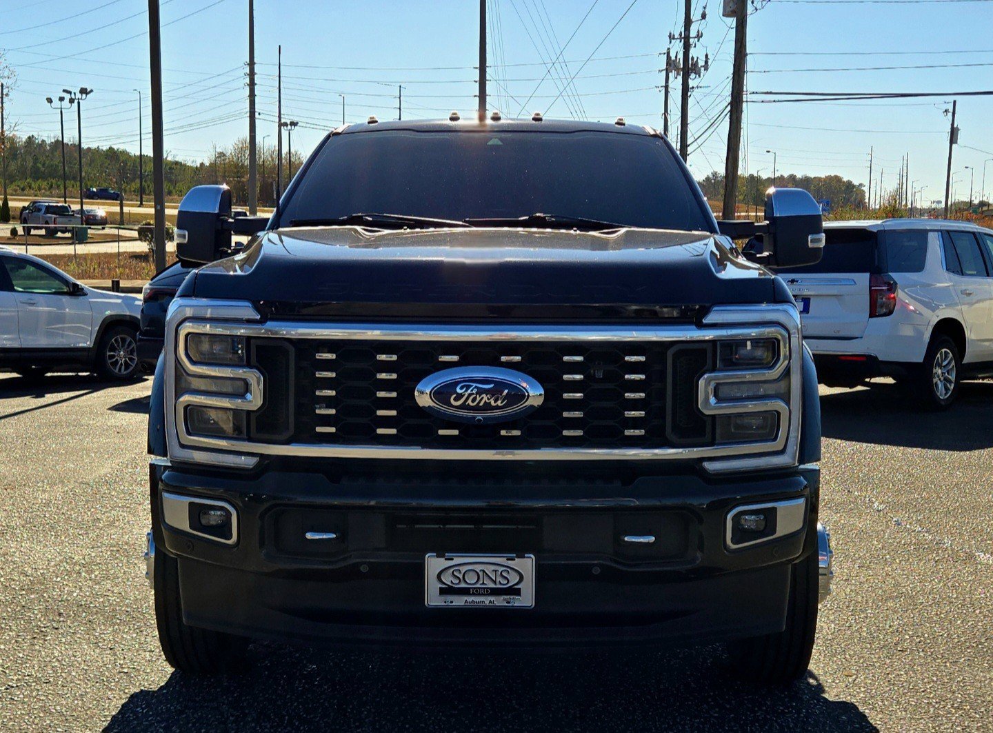 Certified 2023 Ford F450 Platinum w/ FX4 Off-Road Package image 10