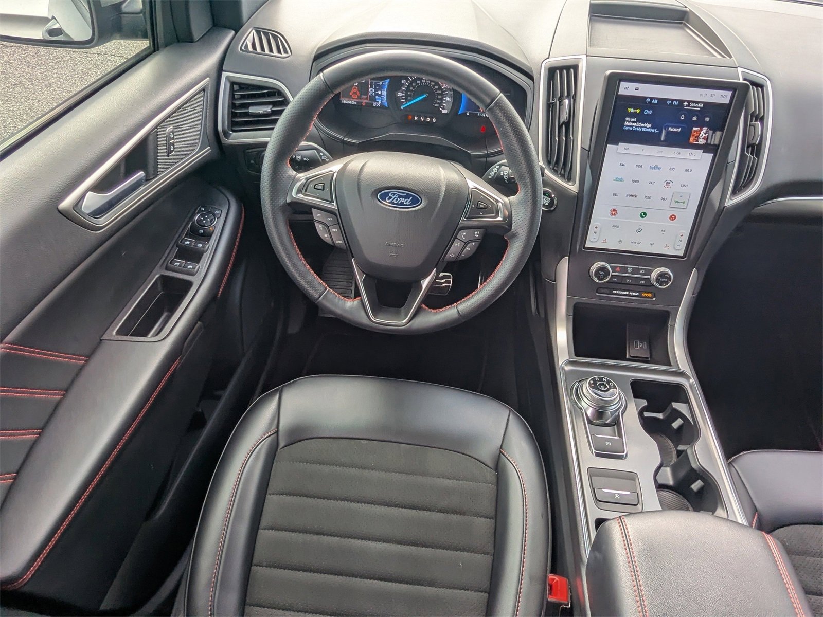 Certified 2024 Ford Edge ST-Line image 17