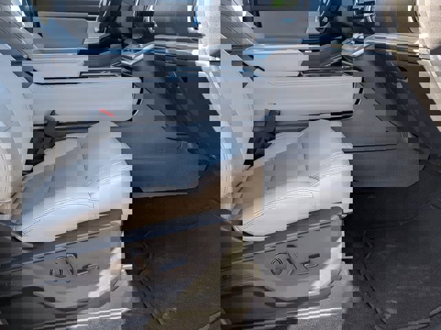 Certified 2025 Ford Expedition Max Active image 26