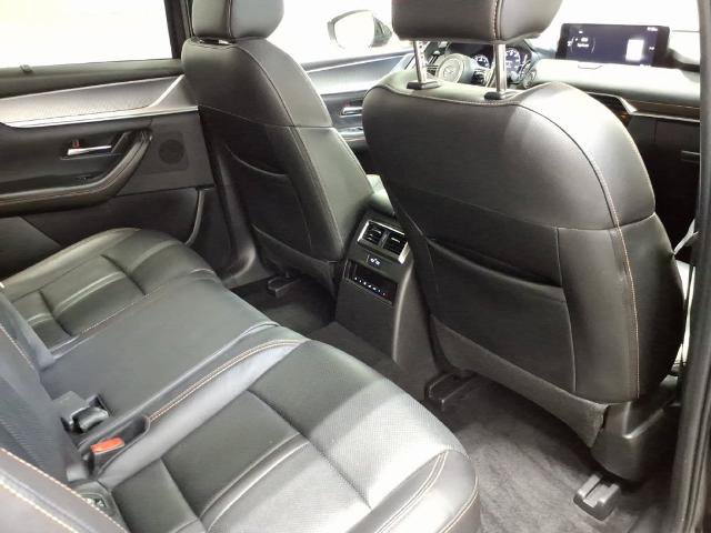 Used 2025 MAZDA CX-70 3.3 Turbo w/ Preferred Package AWD/4WD image 18