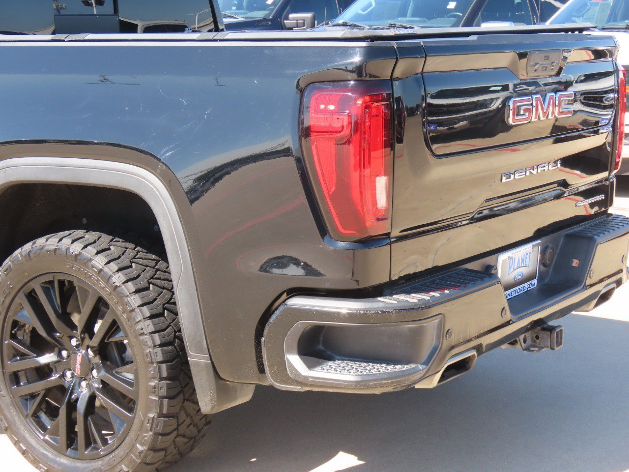 Used 2021 GMC Sierra 1500 Denali w/ Driver Alert Package II AWD/4WD image 15