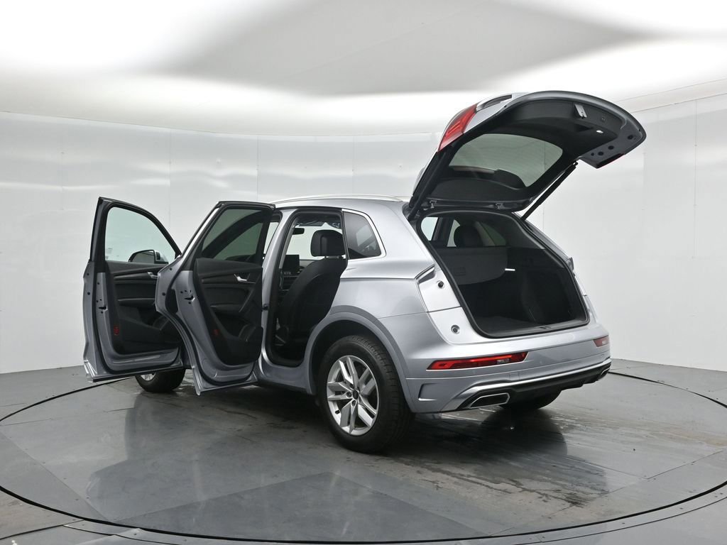 Used 2023 Audi Q5 2.0T Premium w/ Convenience Package image 57