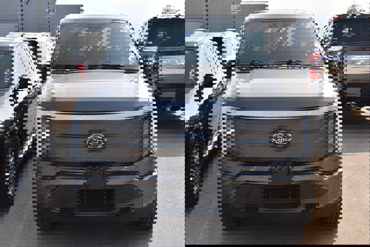 Certified 2023 Ford F150 Lightning Lariat w/ Equipment Group 511A High image 3