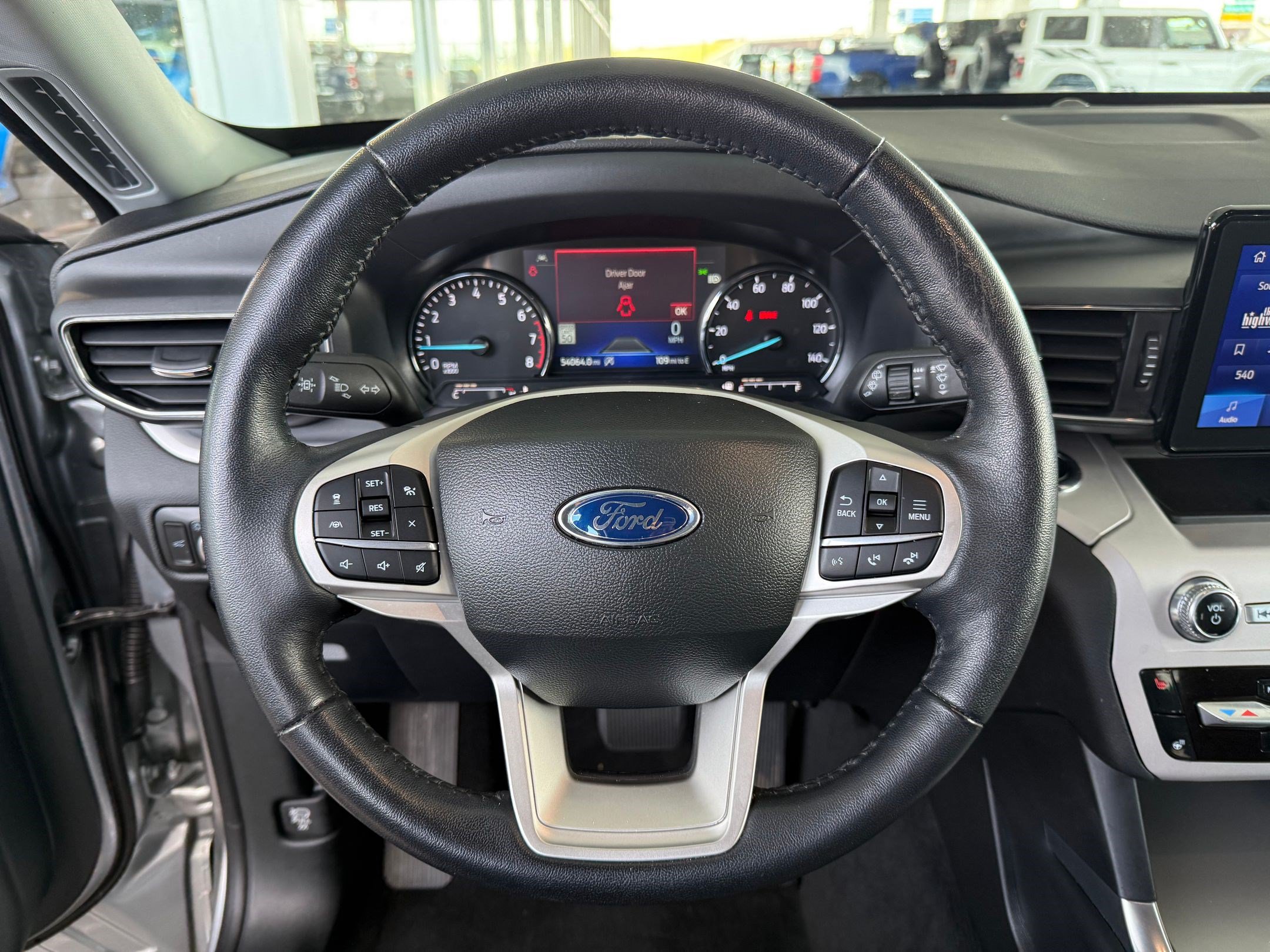 Certified 2024 Ford Explorer XLT w/ Equipment Group 202A RWD image 11