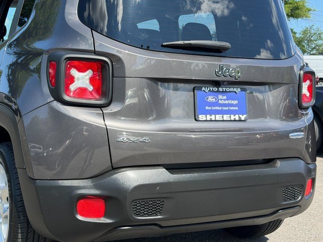 Used 2017 Jeep Renegade Latitude AWD/4WD image 32