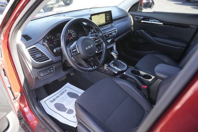Used 2022 Kia Seltos S image 8