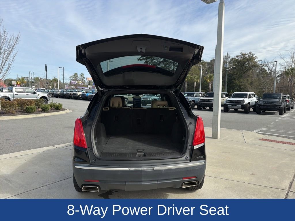 Used 2017 Cadillac XT5 FWD image 9