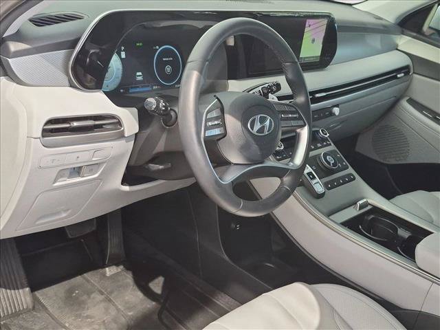 Used 2025 Hyundai Palisade SEL FWD image 10