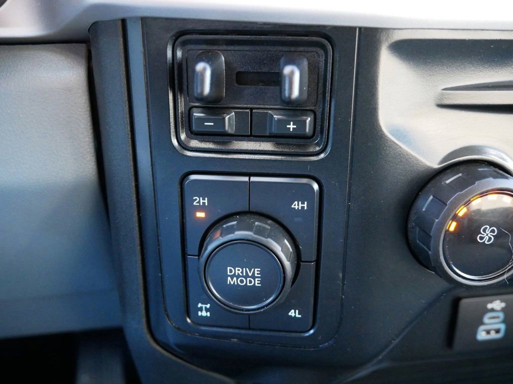 Certified 2024 Ford F350 XLT w/ FX4 Off-Road Package image 24