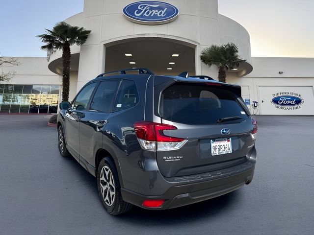 Used 2022 Subaru Forester Premium AWD/4WD image 8