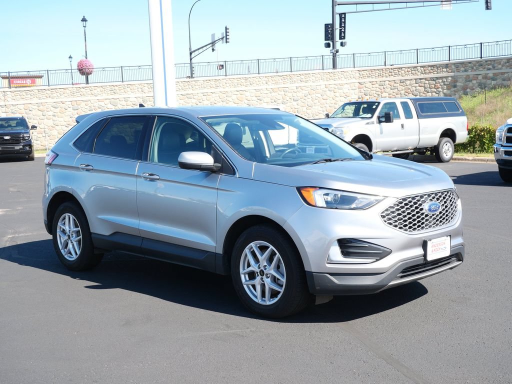 Certified 2024 Ford Edge SEL AWD/4WD image 4