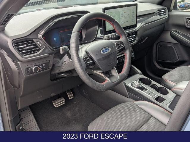 Certified 2023 Ford Escape ST-Line w/ Tech Pack #1 AWD/4WD image 13