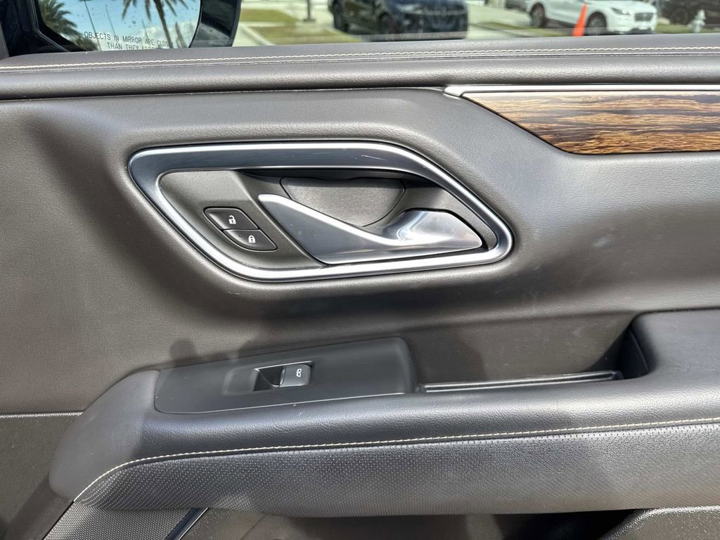 Used 2021 Chevrolet Tahoe Premier image 16