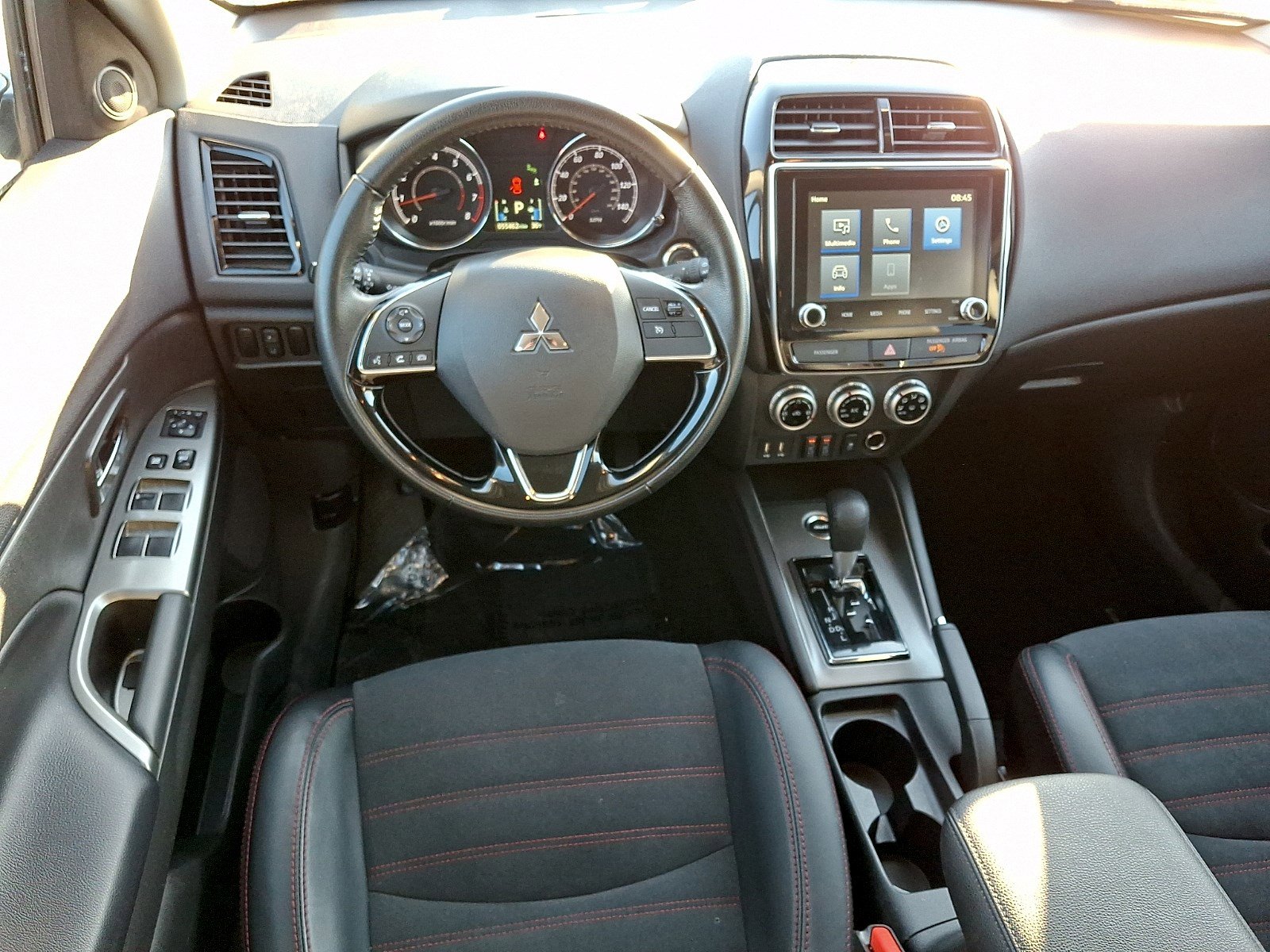 Used 2024 Mitsubishi Outlander Sport SE image 10