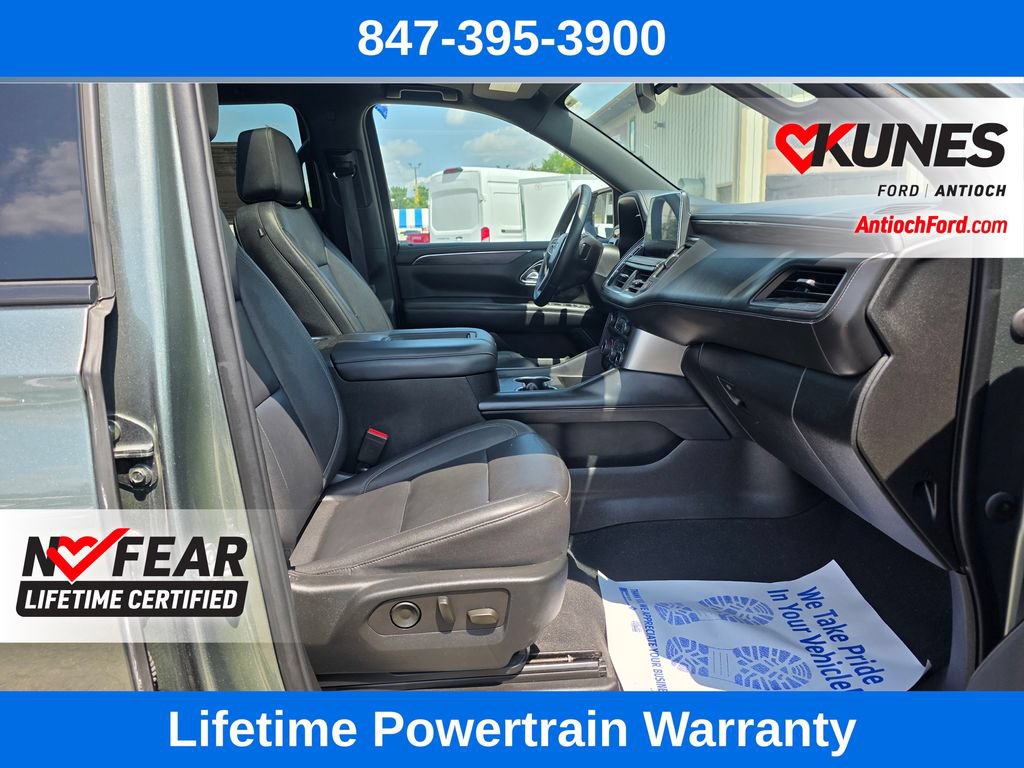 Used 2023 Chevrolet Tahoe Z71 w/ Luxury Package AWD/4WD image 29