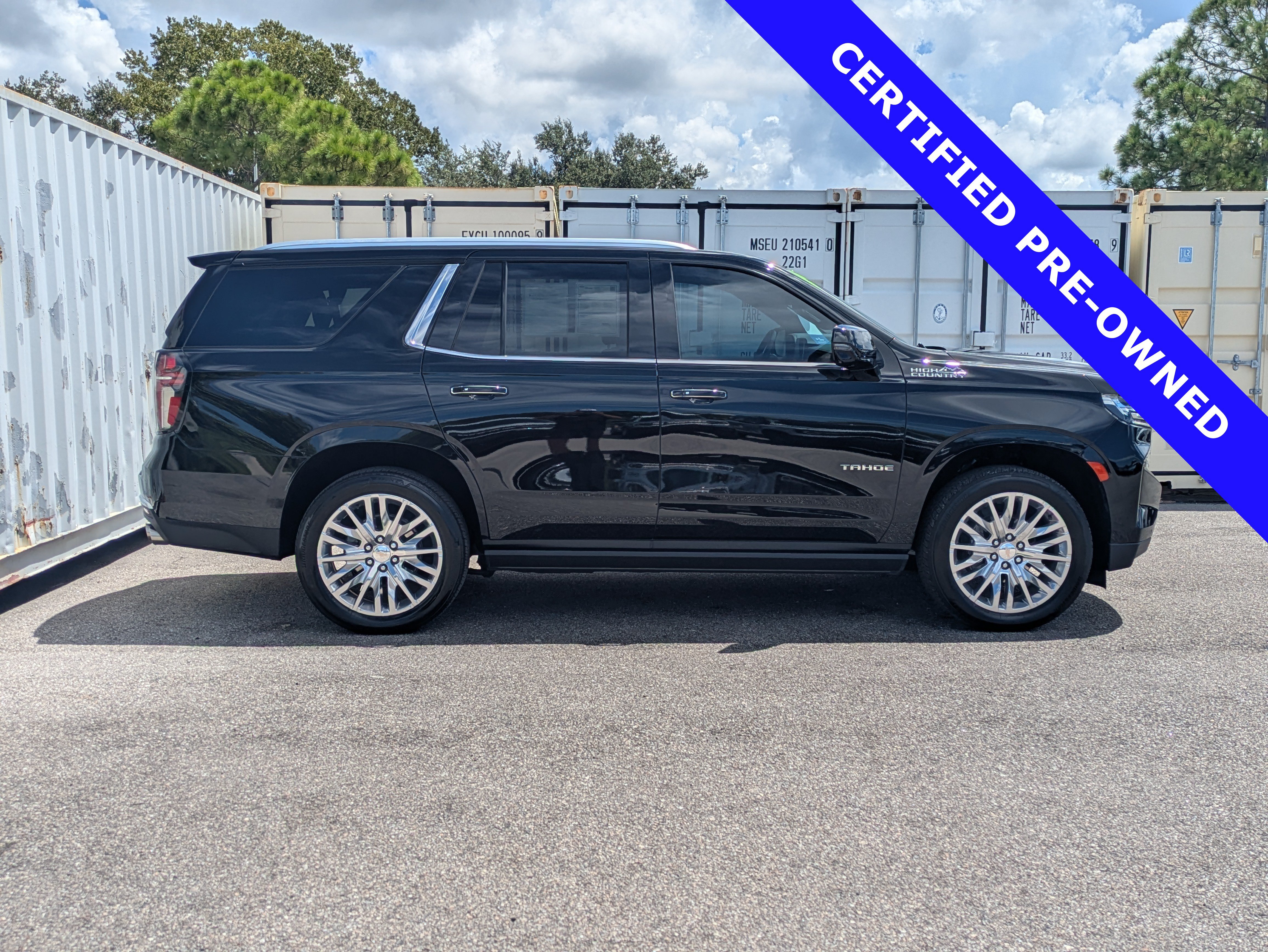 Used 2024 Chevrolet Tahoe High Country RWD image 4