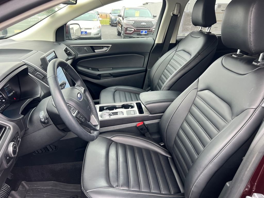 Certified 2024 Ford Edge SEL w/ Convenience Package image 11