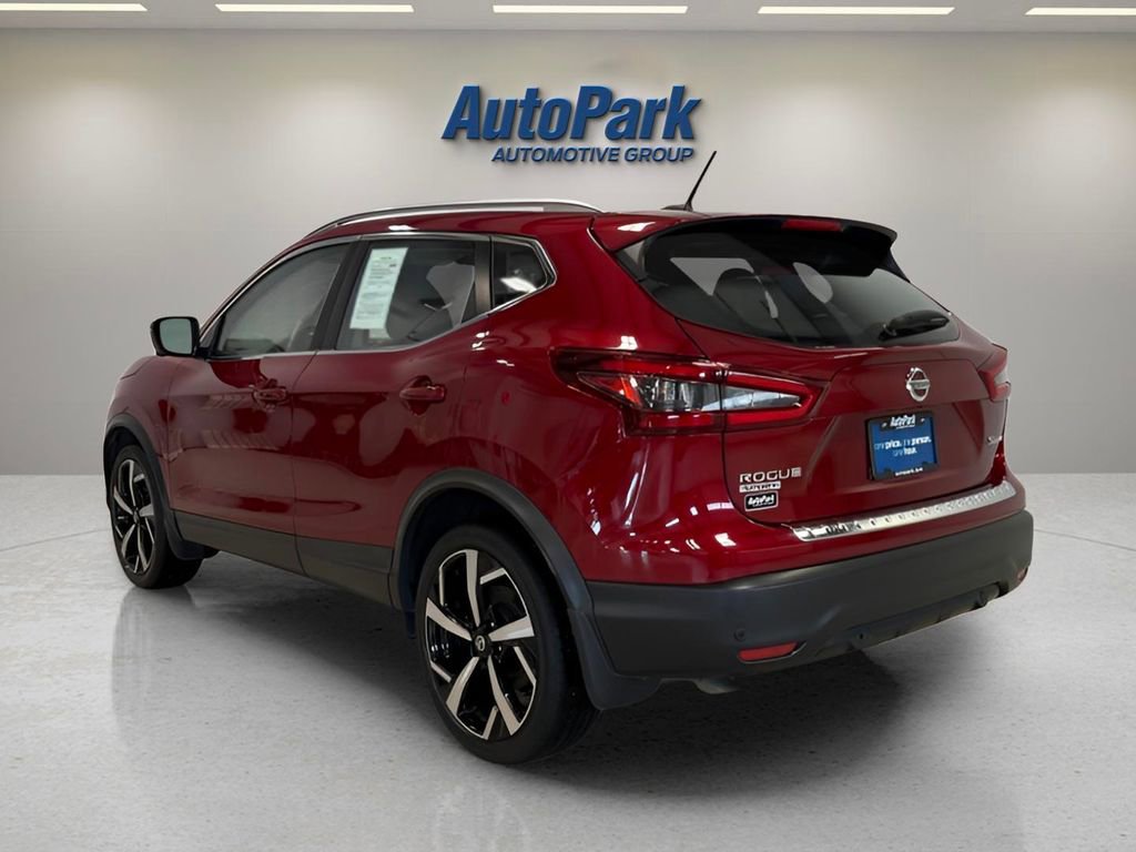 Used 2022 Nissan Rogue Sport SL image 5