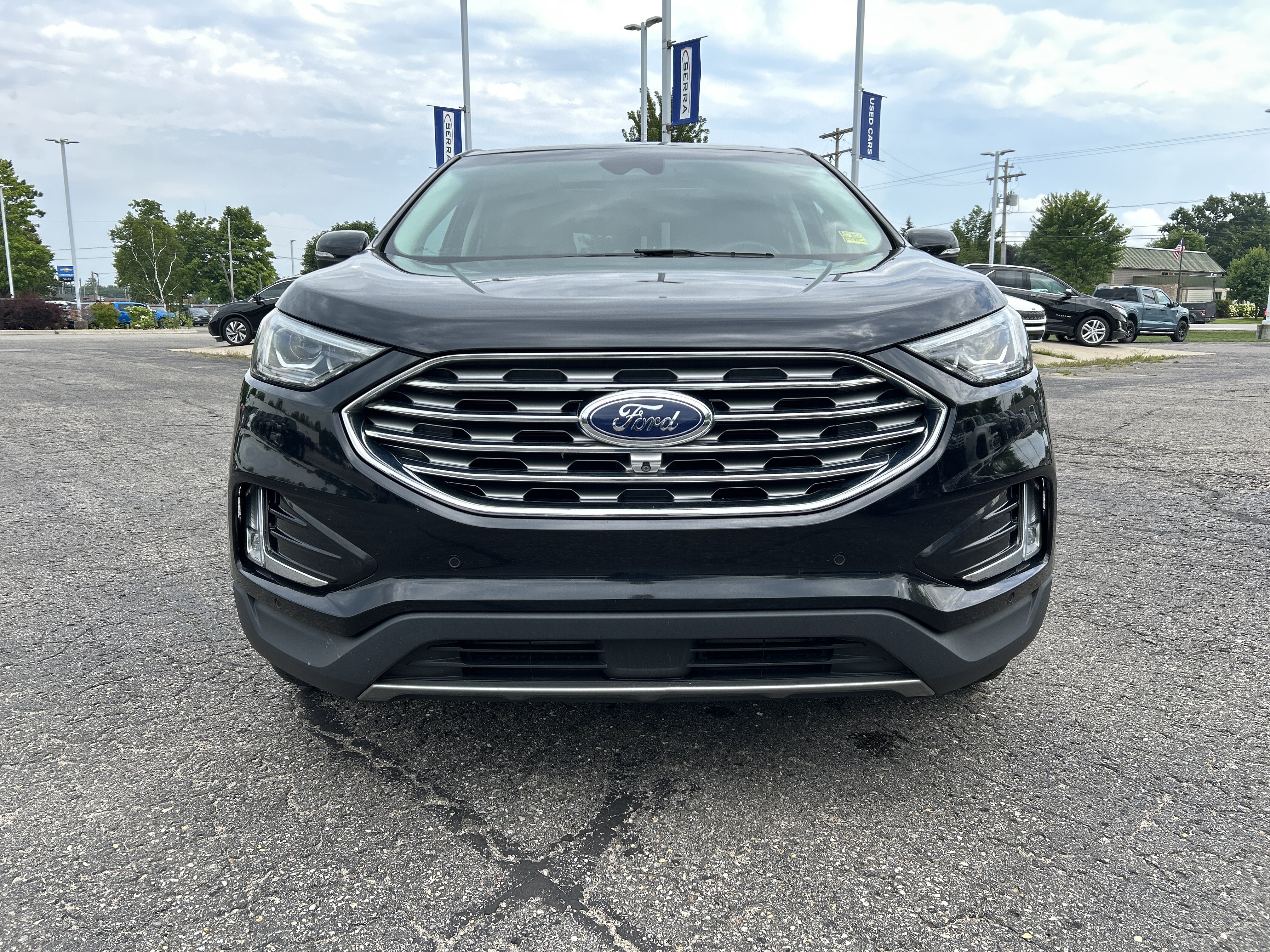 Certified 2020 Ford Edge Titanium w/ Equipment Group 301A AWD/4WD image 9