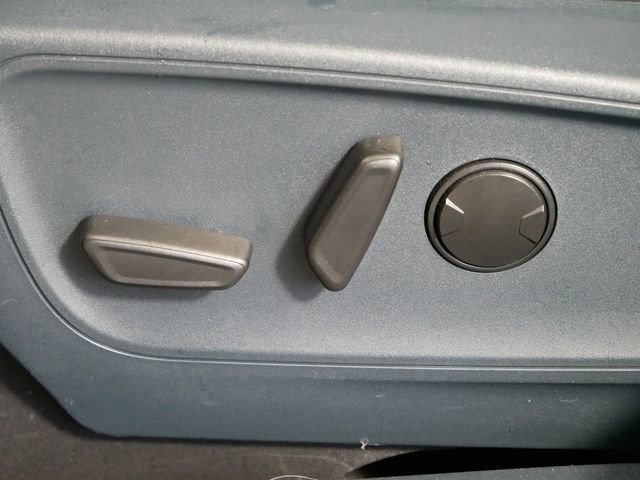 Certified 2024 Ford Maverick Lariat w/ Black Appearance Package image 15