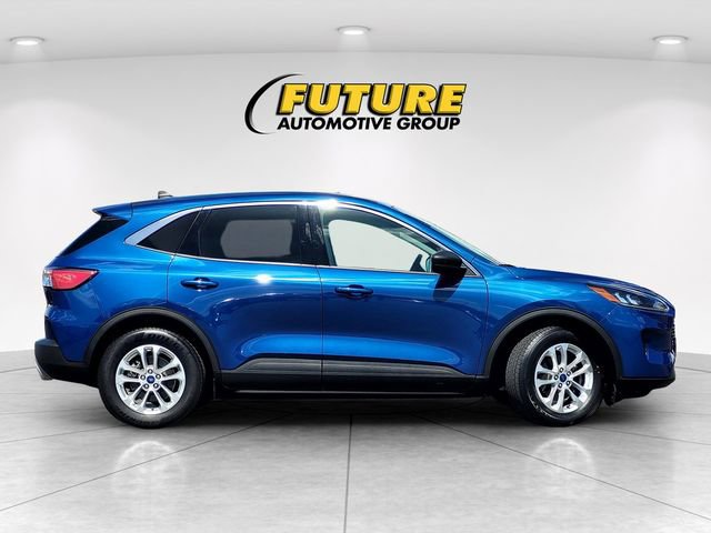 Certified 2022 Ford Escape SE w/ Convenience Package FWD image 3