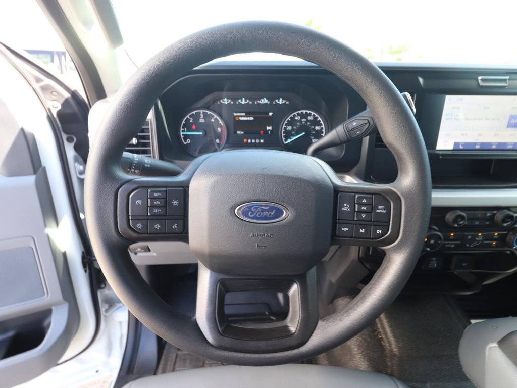 Certified 2025 Ford F350 XL w/ XL Chrome Package image 18