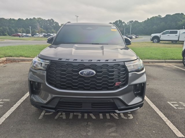 Certified 2025 Ford Explorer ST w/ Sun And Sound Package AWD/4WD image 5