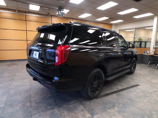 Certified 2025 Ford Expedition Active AWD/4WD image 7