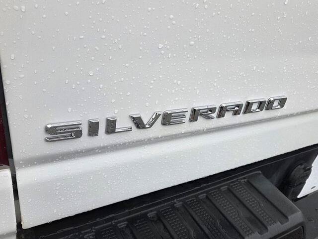 Used 2022 Chevrolet Silverado 2500 Custom w/ Gooseneck/5TH Wheel Package AWD/4WD image 11