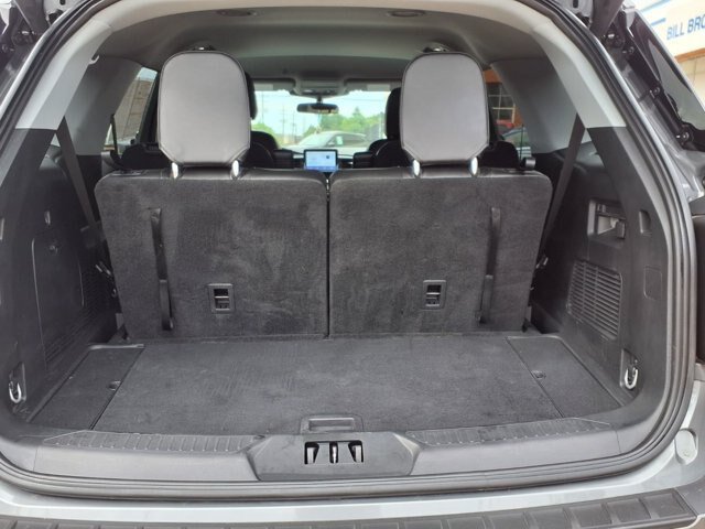 Certified 2024 Ford Explorer XLT w/ Equipment Group 202A AWD/4WD image 22