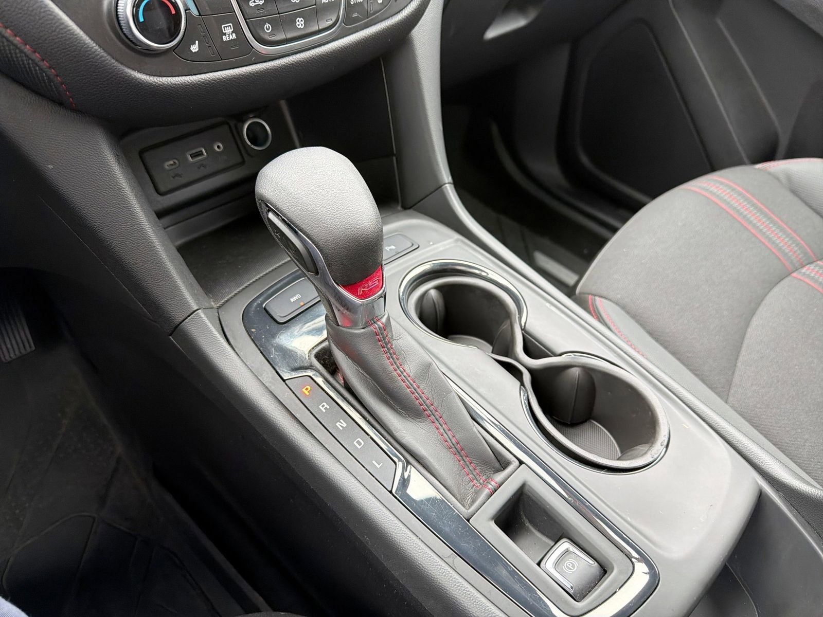 Used 2023 Chevrolet Equinox RS w/ LPO, Floor Liner Package AWD/4WD image 35