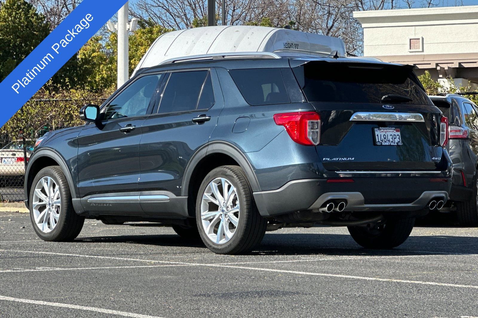 Certified 2022 Ford Explorer Platinum w/ Equipment Group 601A image 4