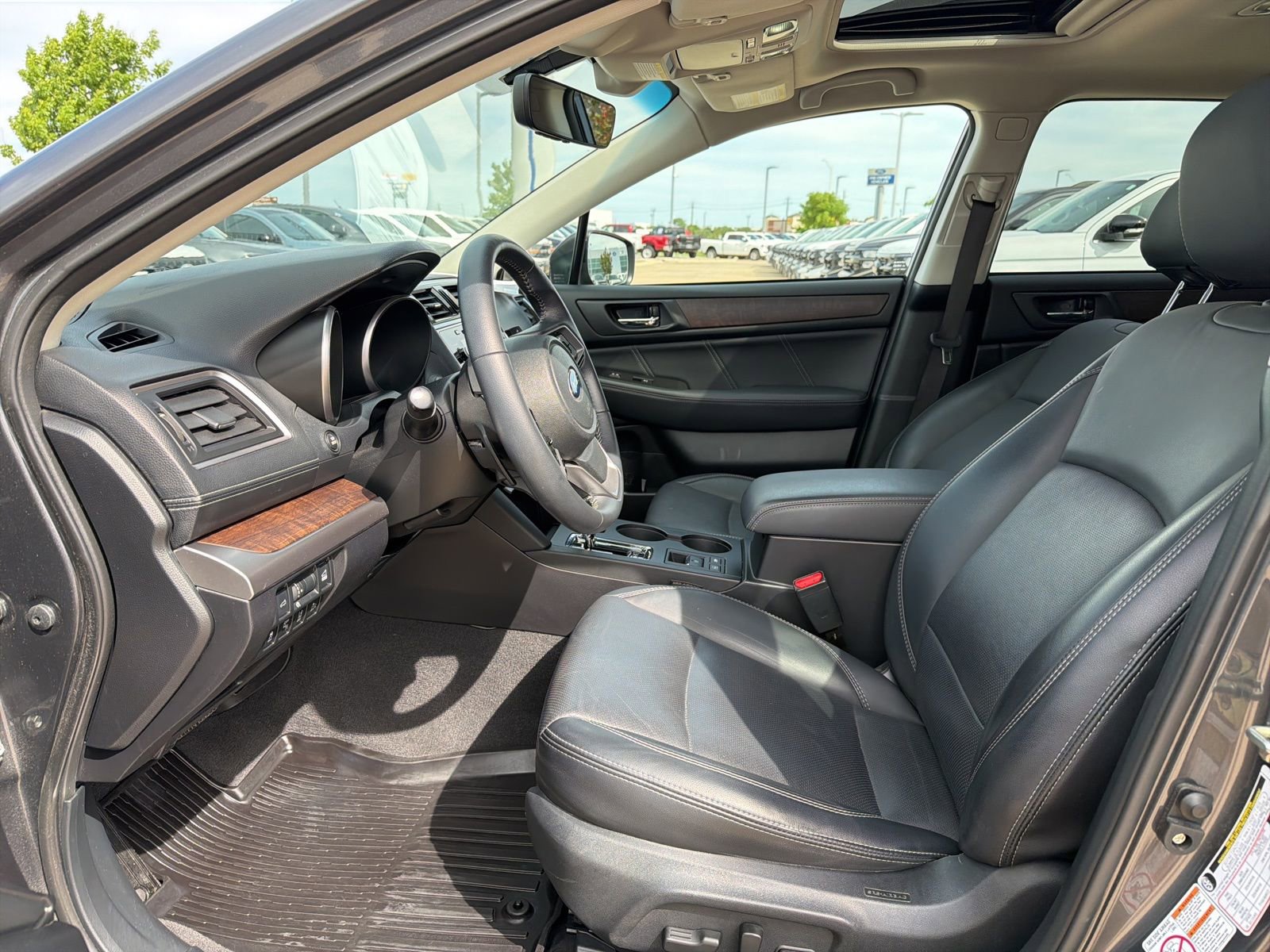 Used 2018 Subaru Outback 2.5i Limited AWD/4WD image 12