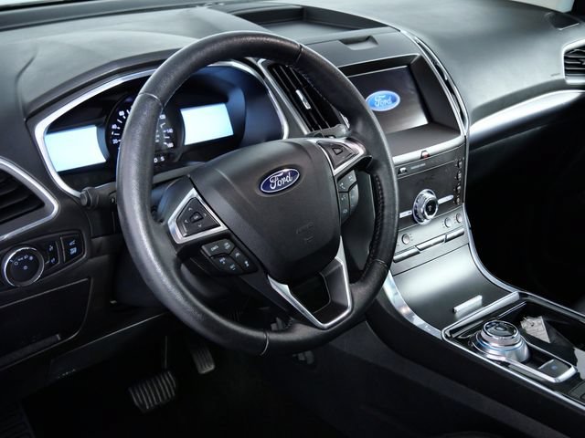 Certified 2020 Ford Edge Titanium w/ Equipment Group 301A AWD/4WD image 19