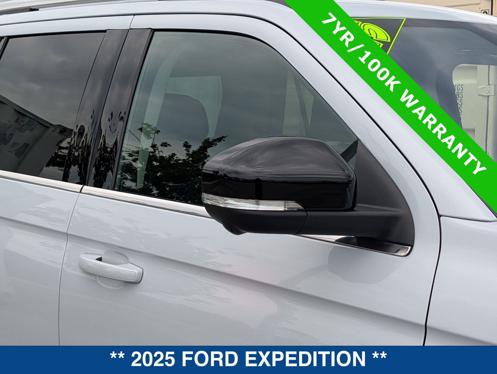 Certified 2025 Ford Expedition Platinum AWD/4WD image 11
