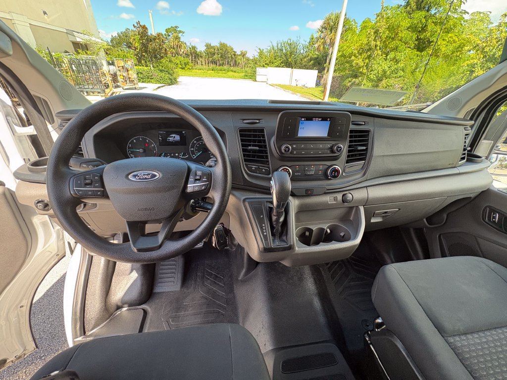 Certified 2025 Ford Transit 250 Low Roof w/ Exterior Upgrade Package RWD image 8