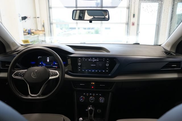 Used 2022 Volkswagen Taos SE w/ Panoramic Sunroof Package AWD/4WD image 30