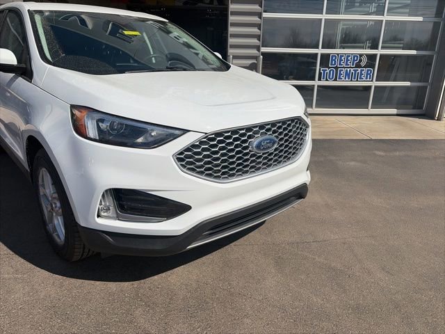 Certified 2024 Ford Edge SEL w/ Convenience Package image 5