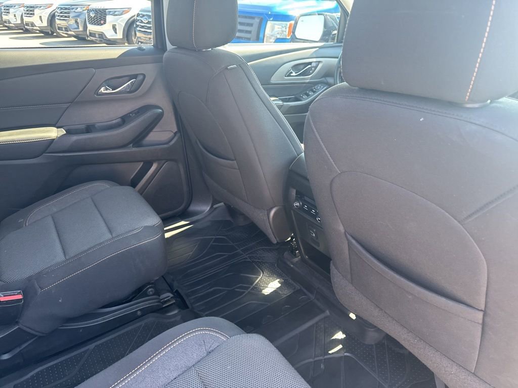 Used 2020 Chevrolet Traverse LT image 39