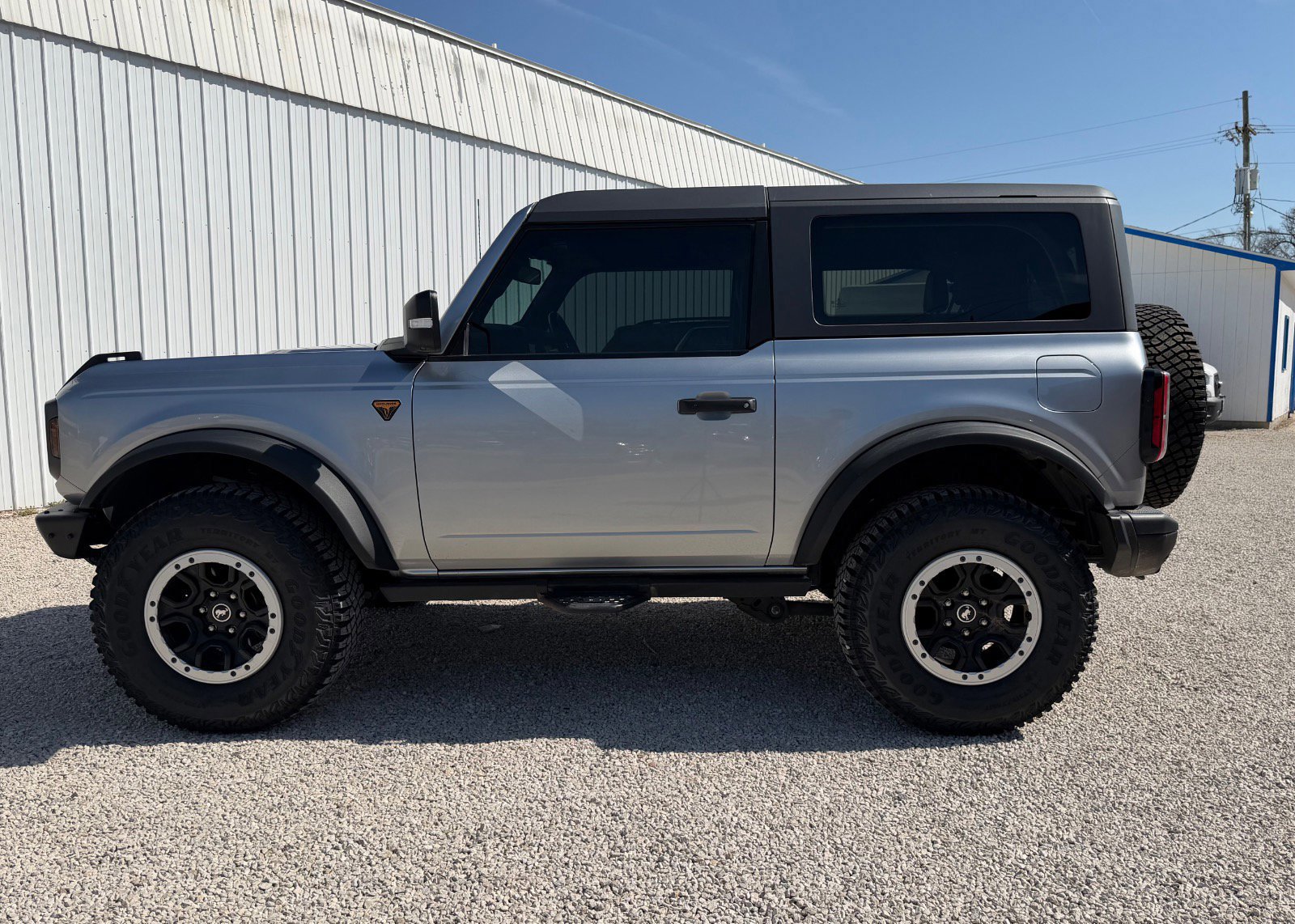 Certified 2023 Ford Bronco Badlands w/ Sasquatch Package image 2