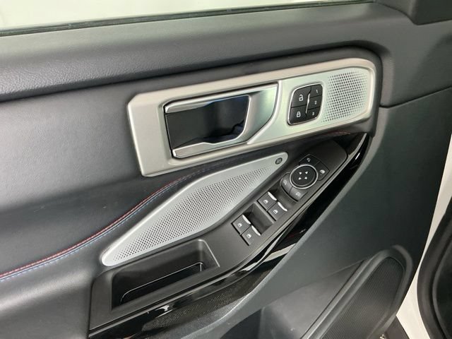 Certified 2024 Ford Explorer ST w/ Technology Package AWD/4WD image 14