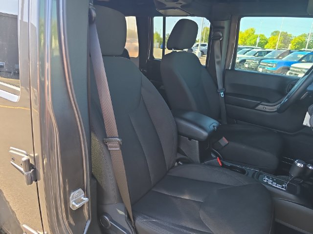 Used 2017 Jeep Wrangler Unlimited Sport w/ Quick Order Package 24S AWD/4WD image 23