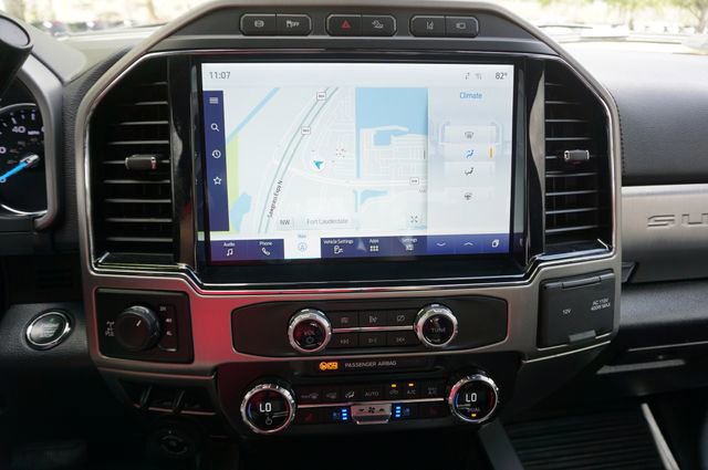 Certified 2022 Ford F350 Platinum w/ Tremor Off-Road Package AWD/4WD image 9