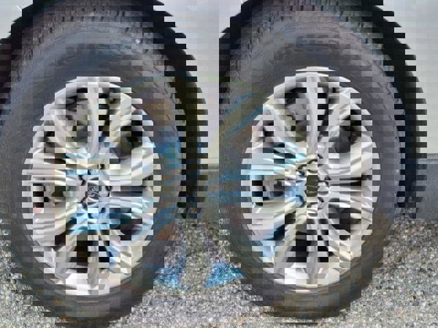 Certified 2024 Ford Edge Titanium image 30
